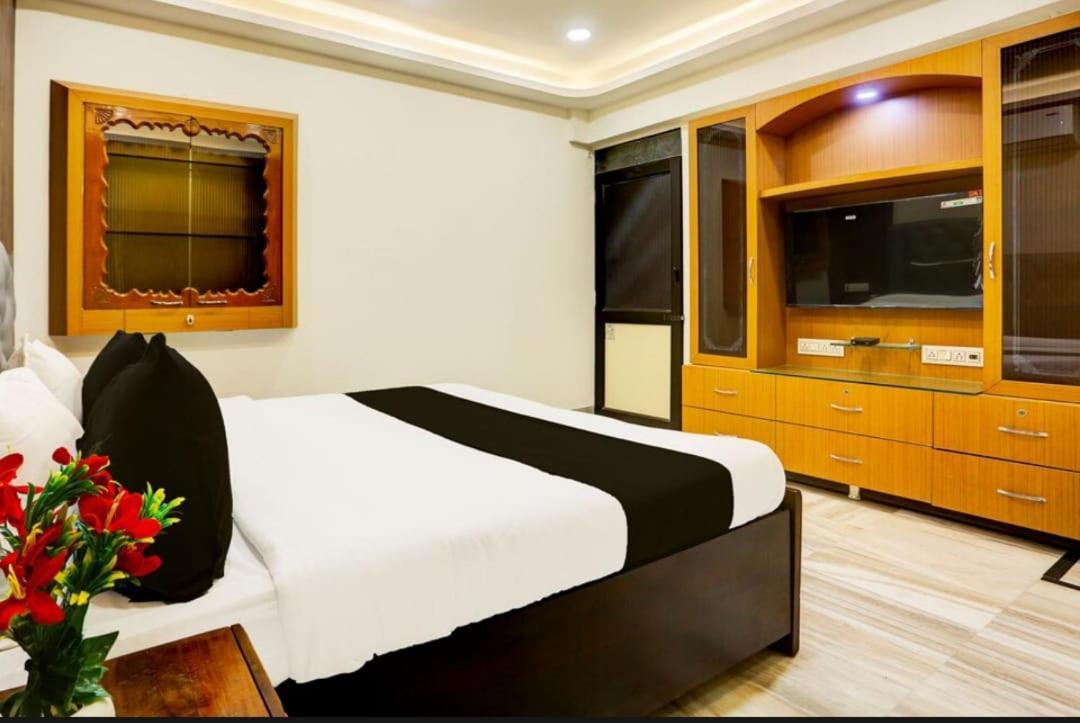 Holiday Out Hotel Джодхпур Екстер'єр фото