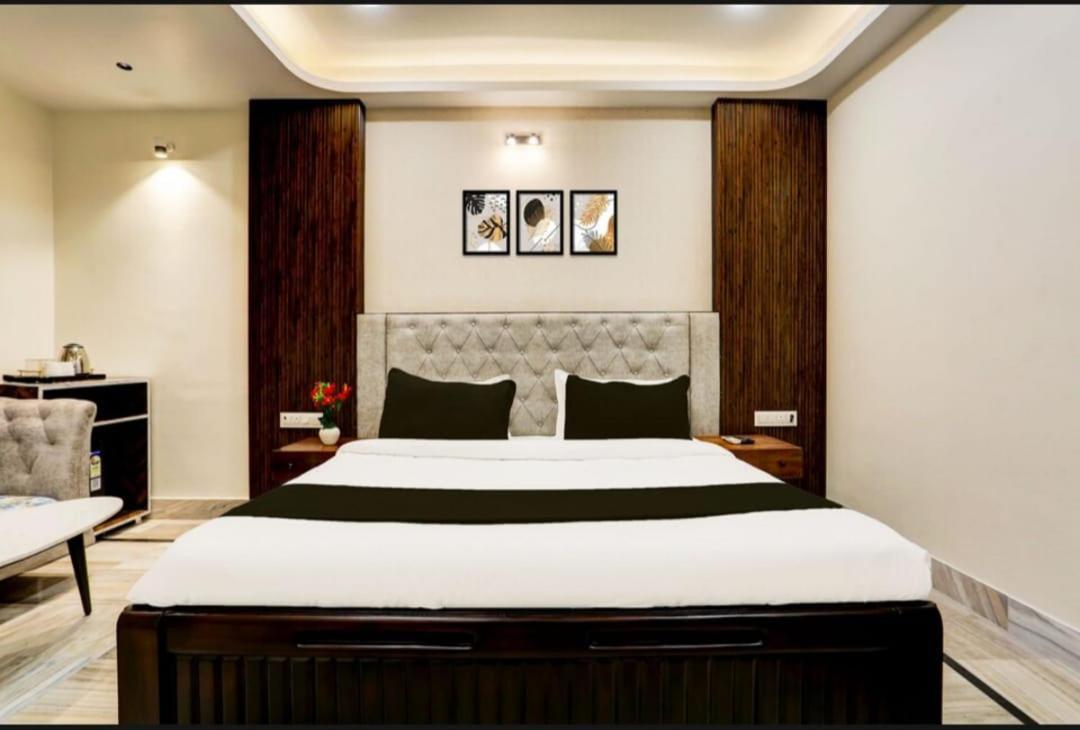 Holiday Out Hotel Джодхпур Екстер'єр фото