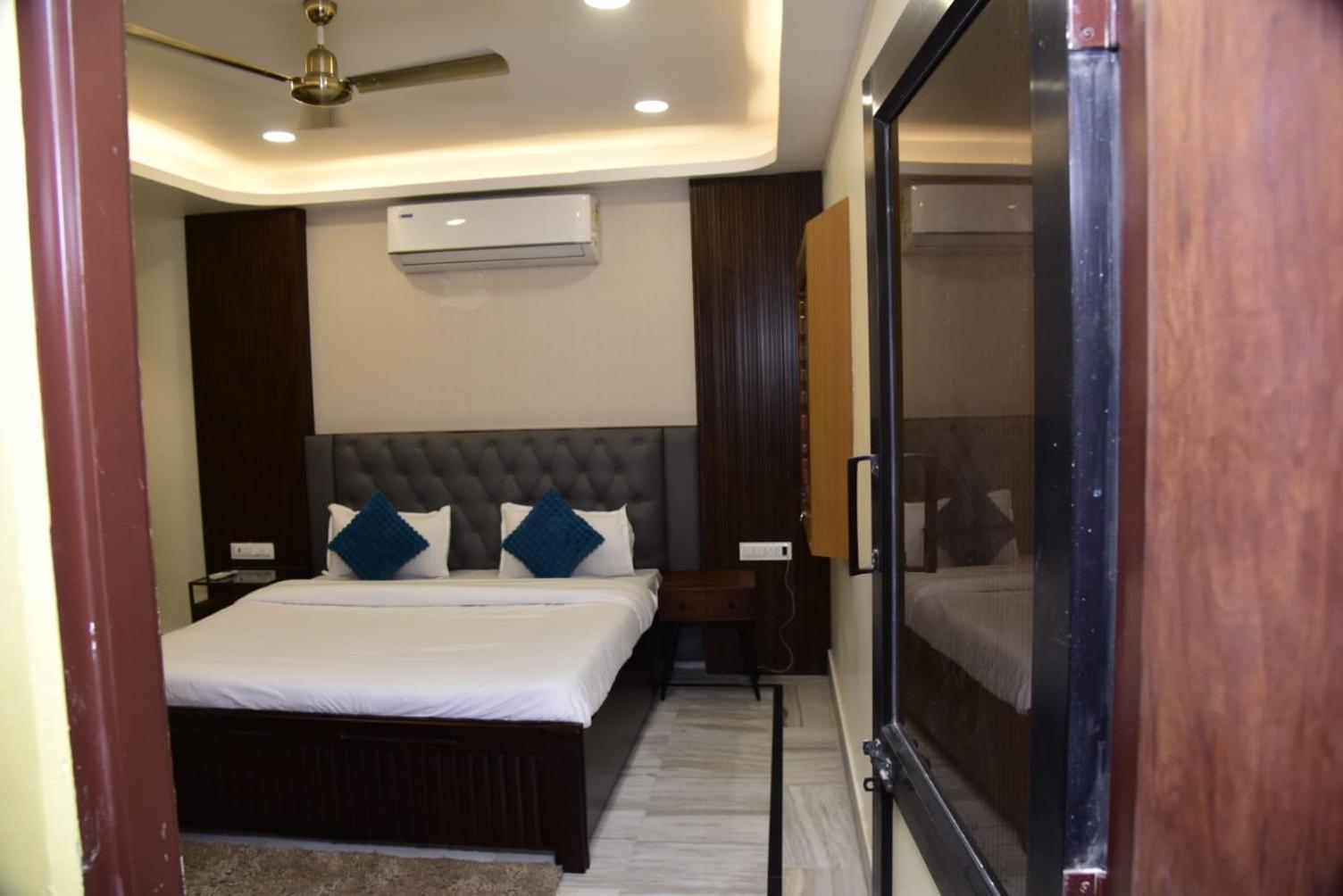 Holiday Out Hotel Джодхпур Екстер'єр фото